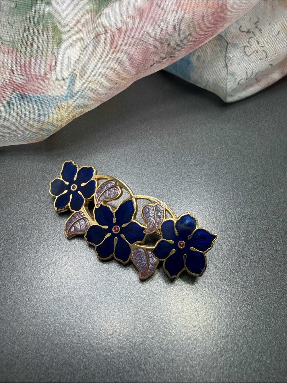 Vintage Cloisonné brooch #156clo